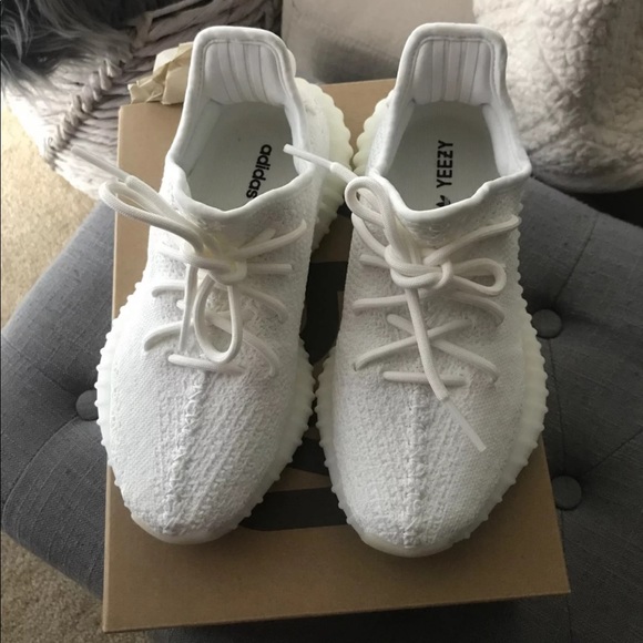 yeezy triple white size